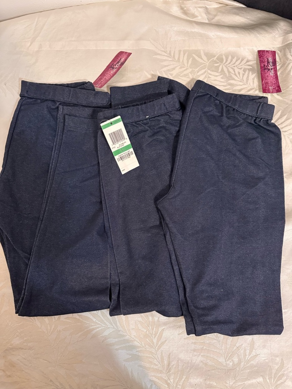 Bundle of 3 pant for girl